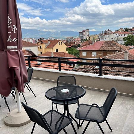 Ora Apartament Pogradec Esterno foto