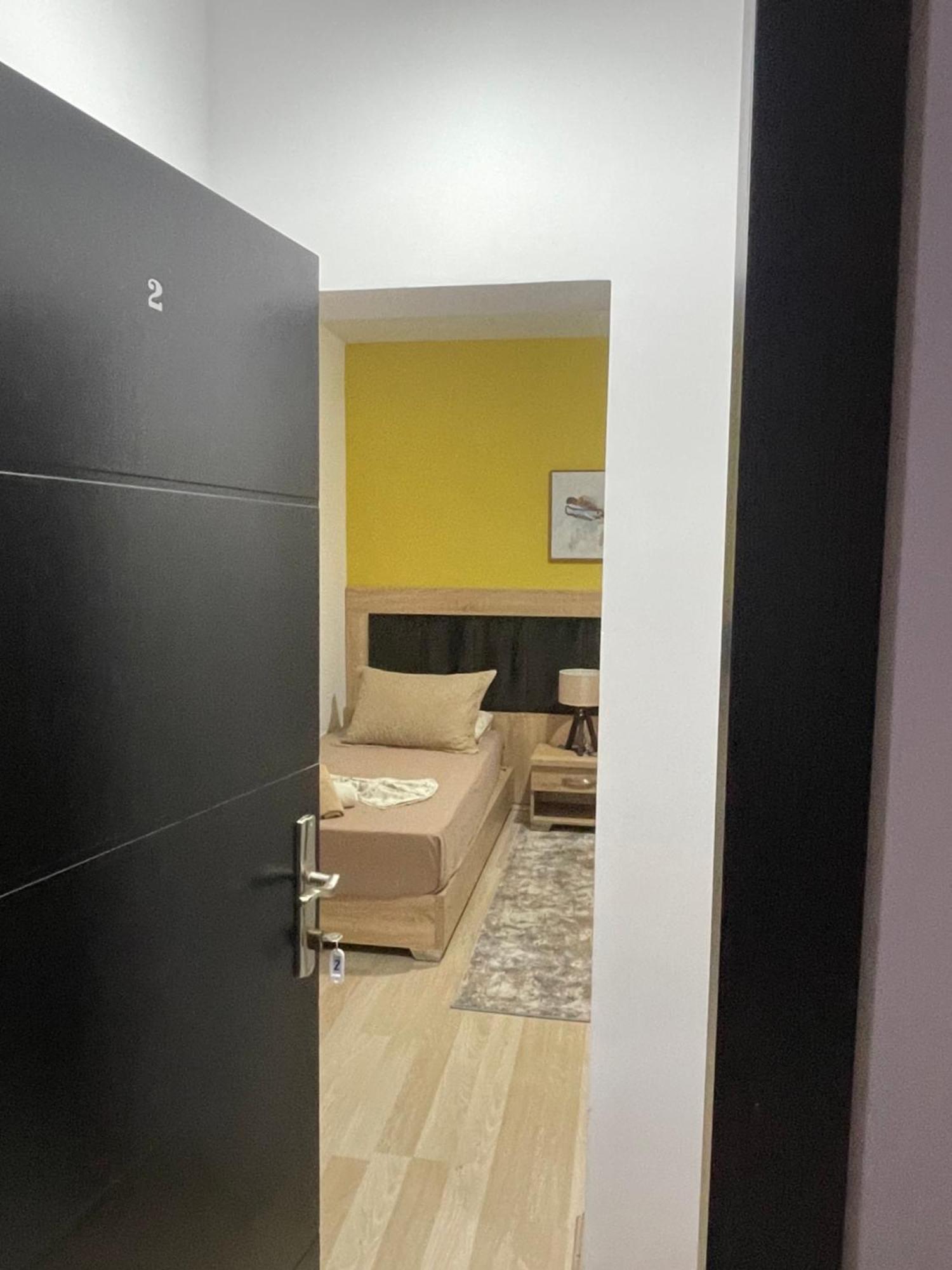 Ora Apartament Pogradec Esterno foto
