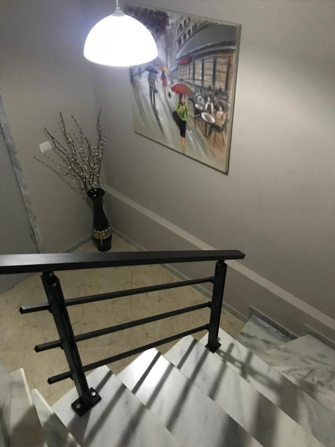 Ora Apartament Pogradec Esterno foto